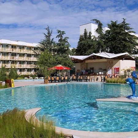 Hotel Malibu 알베나 외부 사진