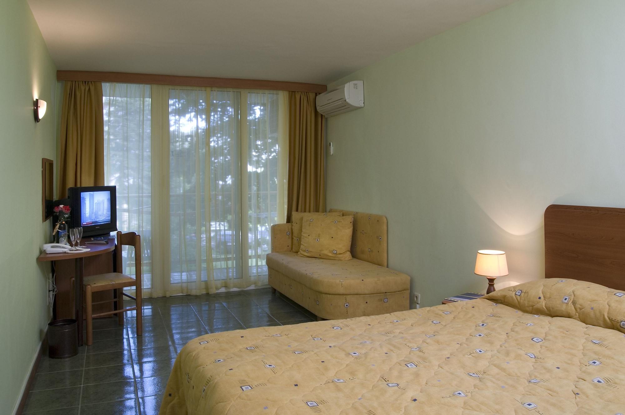 Hotel Malibu 알베나 외부 사진