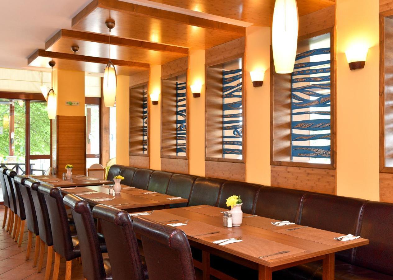 Hotel Malibu 알베나 외부 사진