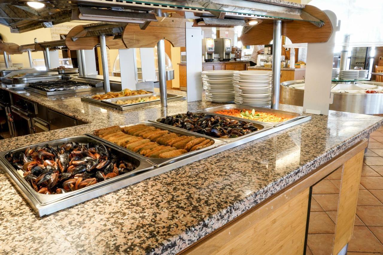 Hotel Malibu 알베나 외부 사진