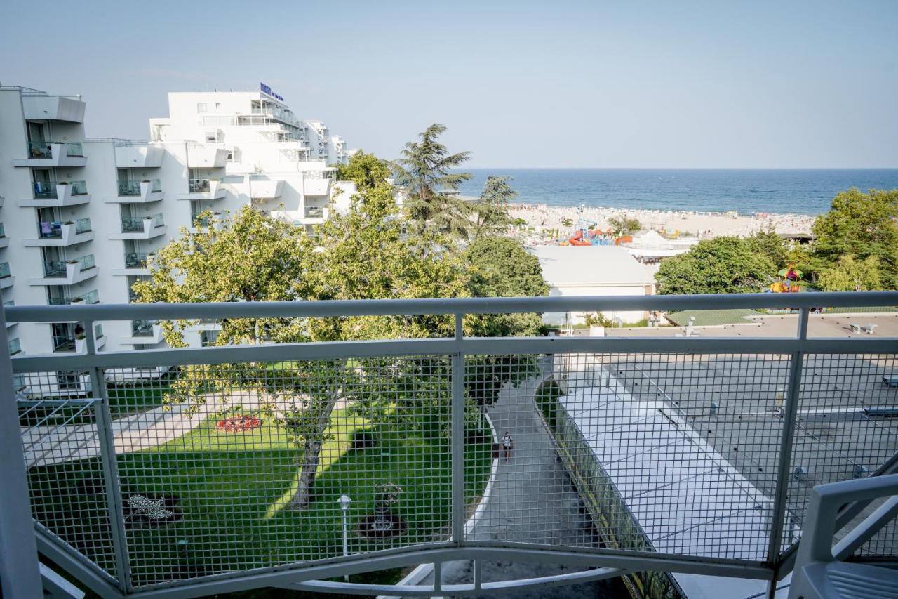 Hotel Malibu 알베나 외부 사진