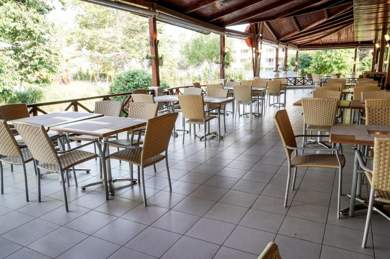Hotel Malibu 알베나 외부 사진