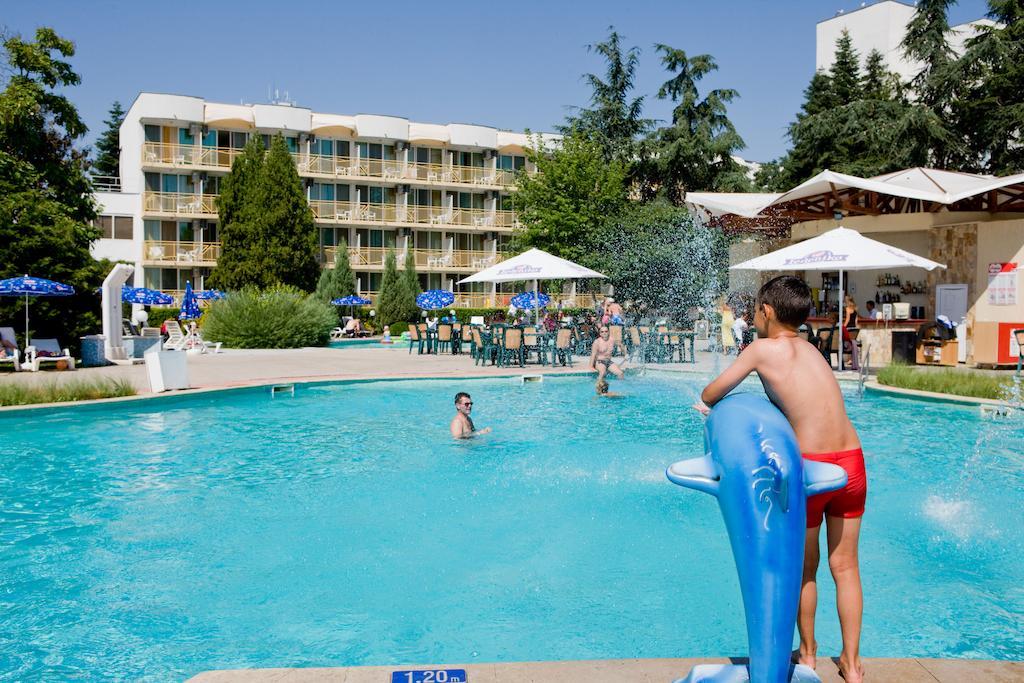 Hotel Malibu 알베나 외부 사진